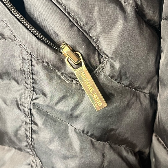 Michael Kors Womens Puffer Coat Size Medium - Picture 4 of 6